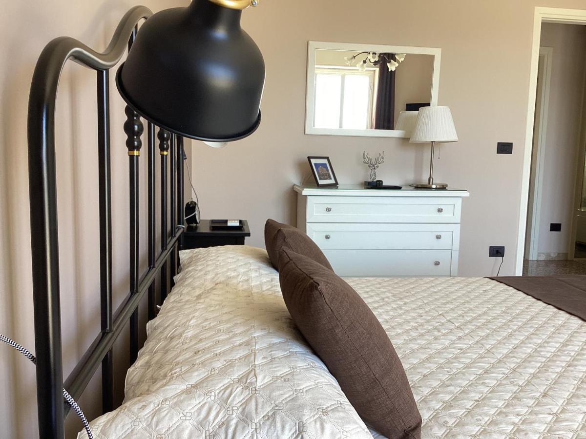Alicea Apartment In Siracusa Syracuse ภายนอก รูปภาพ