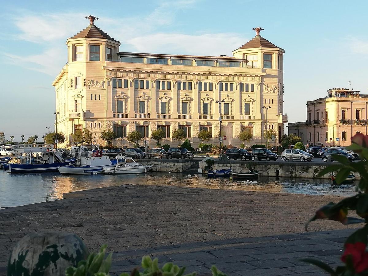 Alicea Apartment In Siracusa Syracuse ภายนอก รูปภาพ