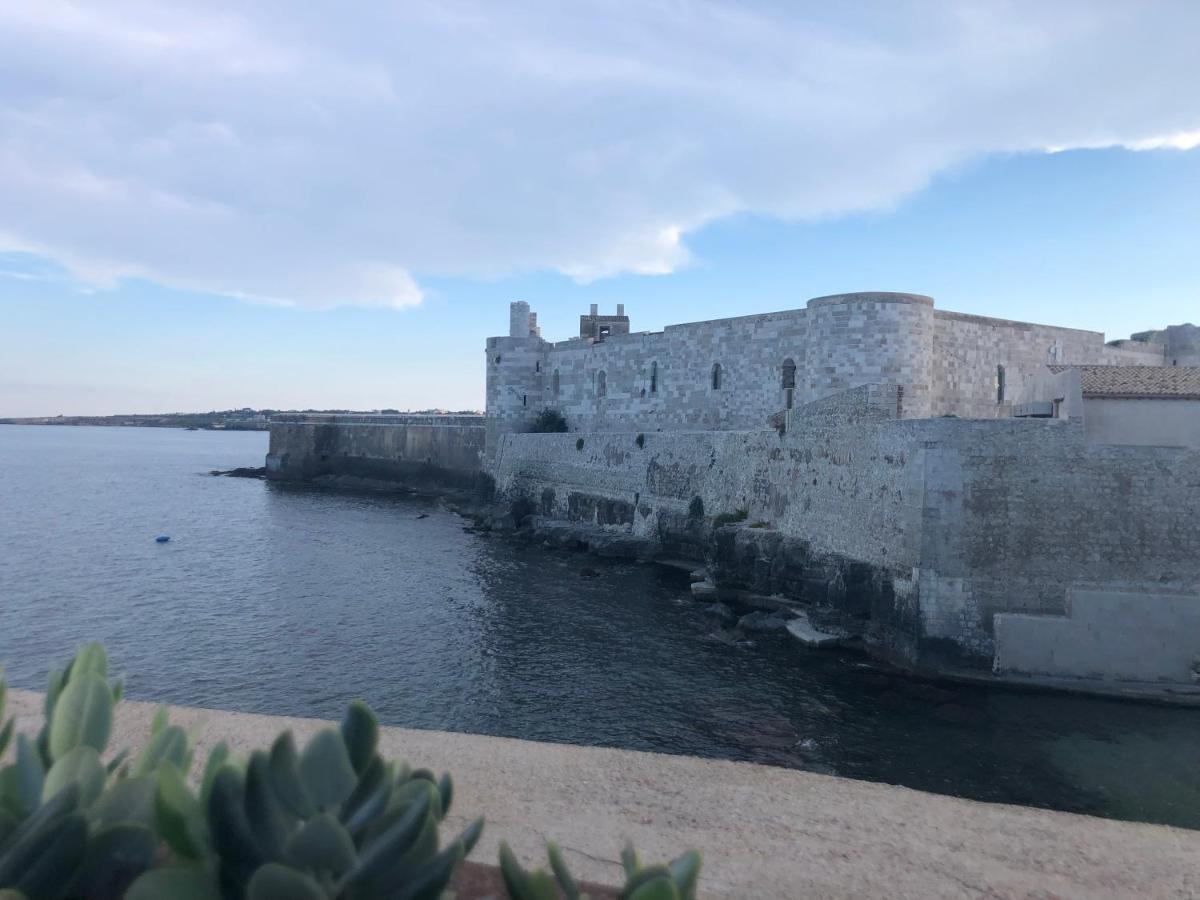 Alicea Apartment In Siracusa Syracuse ภายนอก รูปภาพ