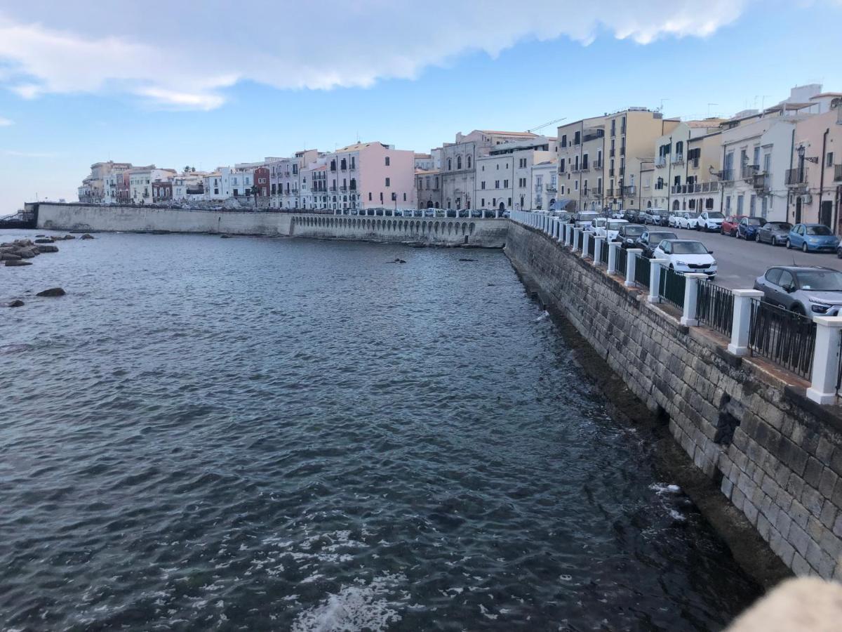 Alicea Apartment In Siracusa Syracuse ภายนอก รูปภาพ