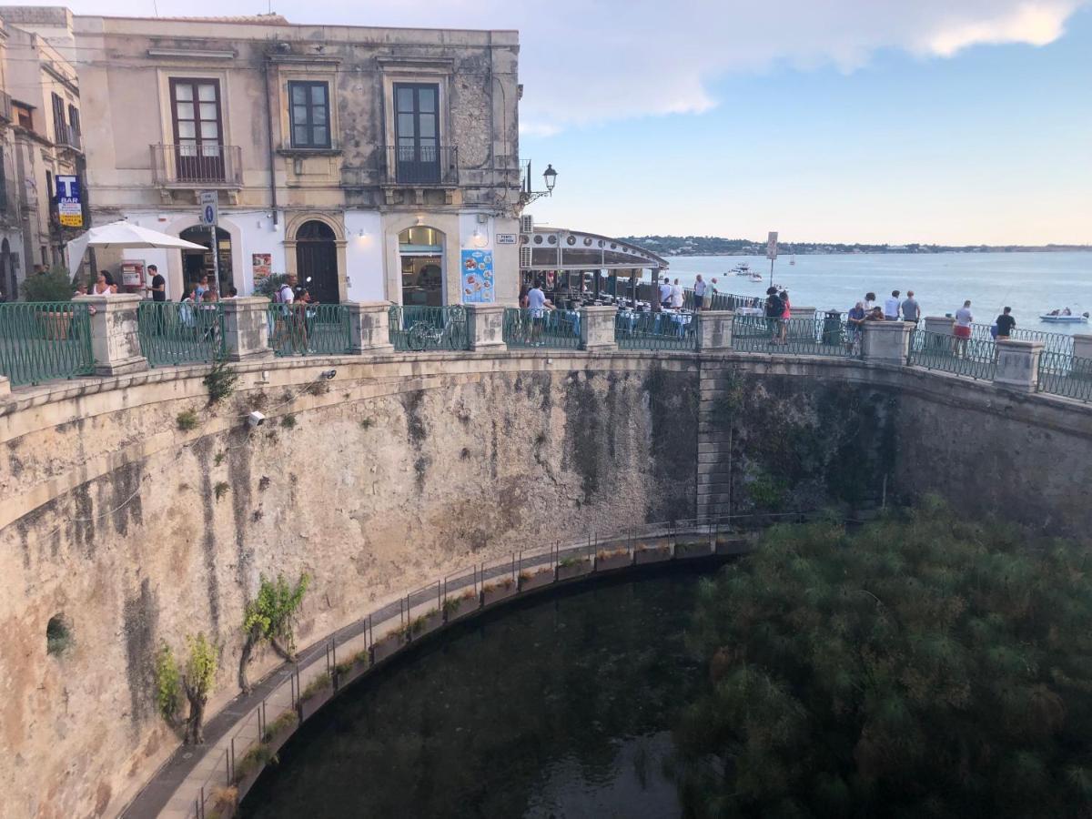 Alicea Apartment In Siracusa Syracuse ภายนอก รูปภาพ